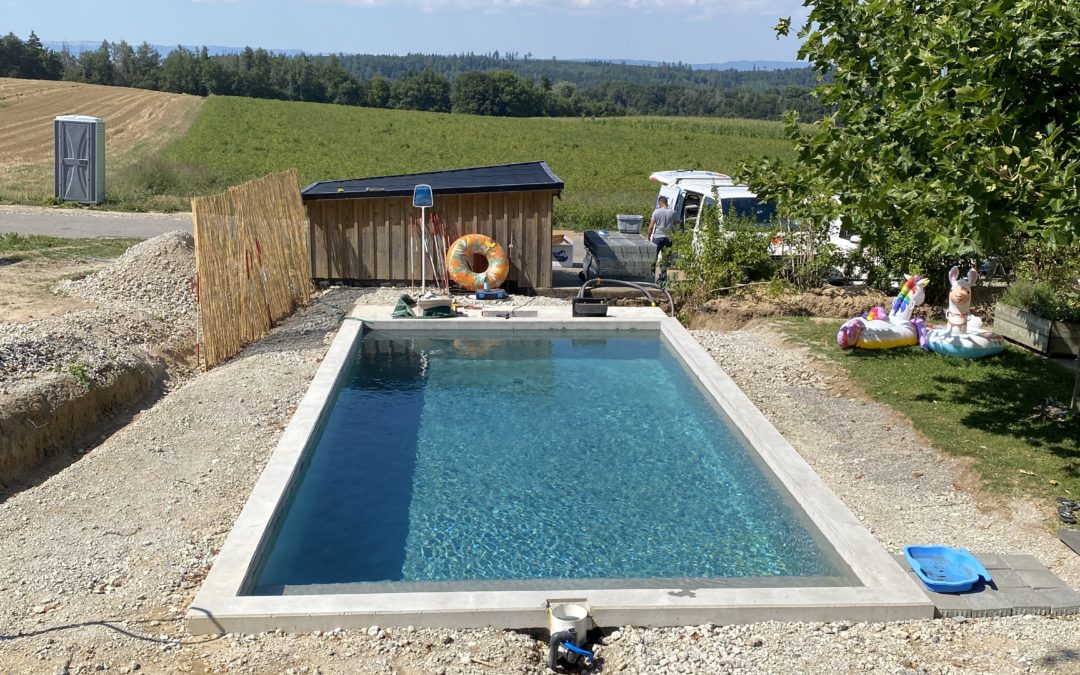Piscine réalisée par Pred SA Technique Piscine — Le Mouret, Suisse romande