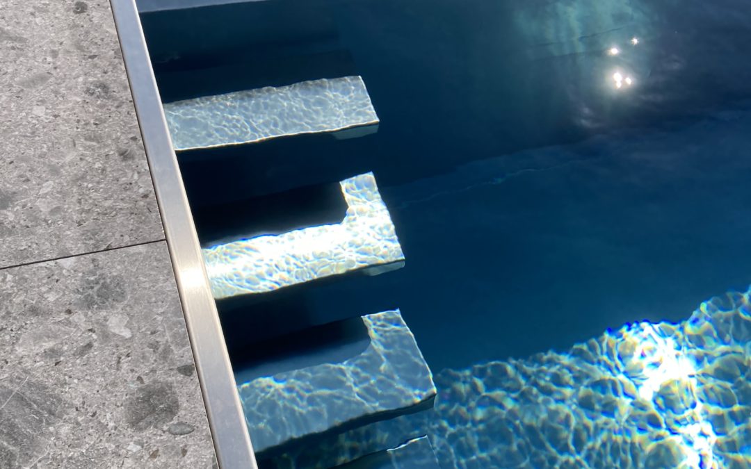 Piscine réalisée par Pred SA Technique Piscine — Le Mouret, Suisse romande