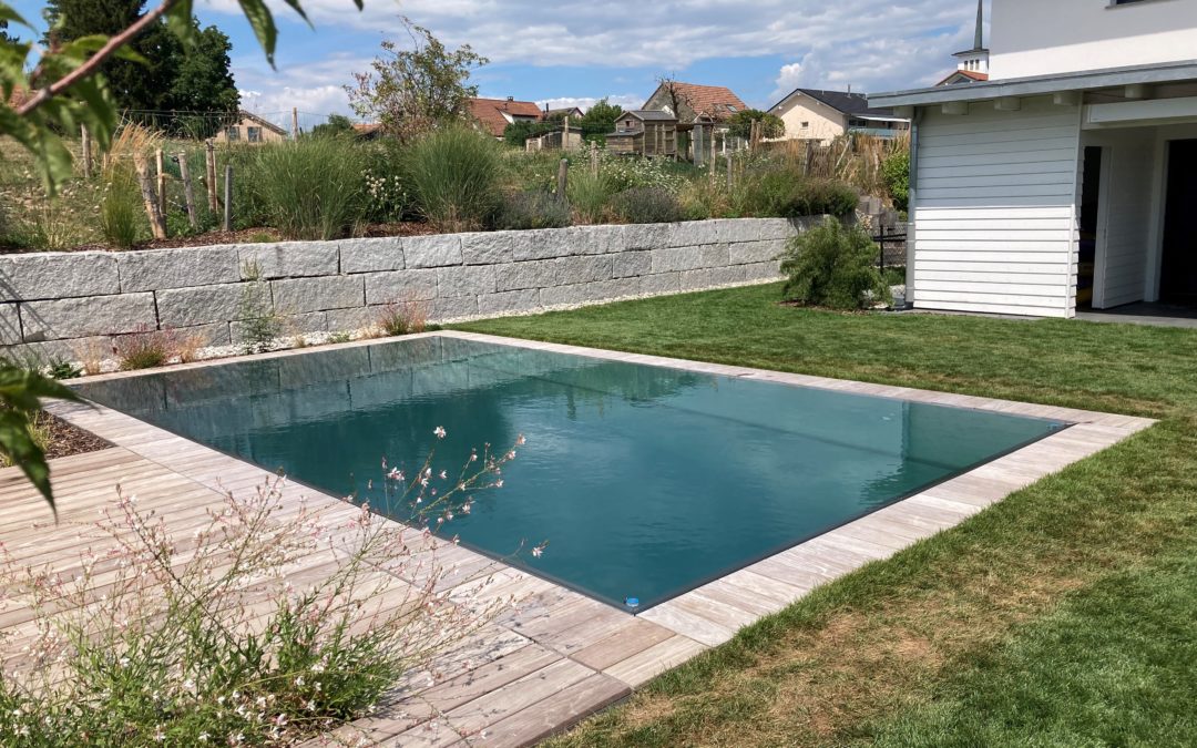 Piscine réalisée par Pred SA Technique Piscine — Le Mouret, Suisse romande